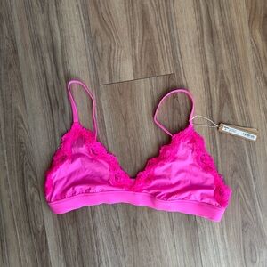 SKIMS fits everyone triangle lace bralette size 3X brand new w tags